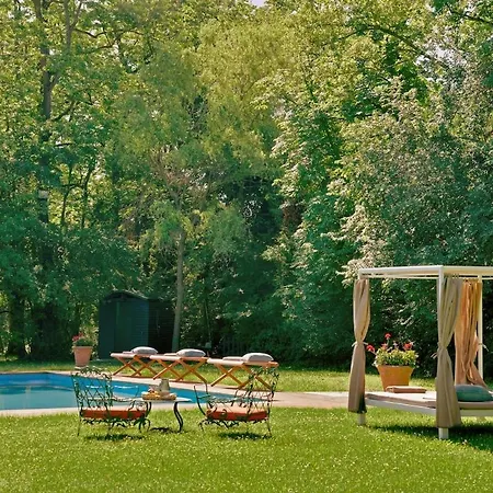 Gessa Paradise Near Bologna
